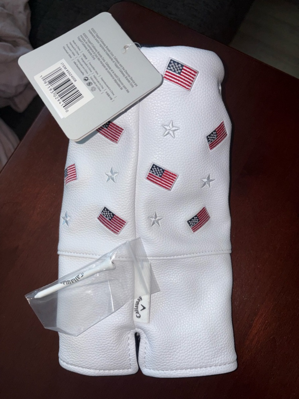 NWT- Callaway Barrel USA Head Cover with Private Club Claymore Tournament Crest - Picture 2 of 3